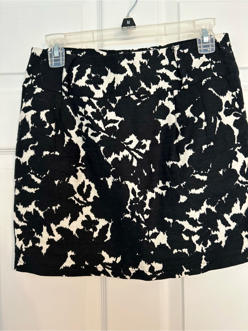 Forever 21 Black and White Abstract Mini Skirt